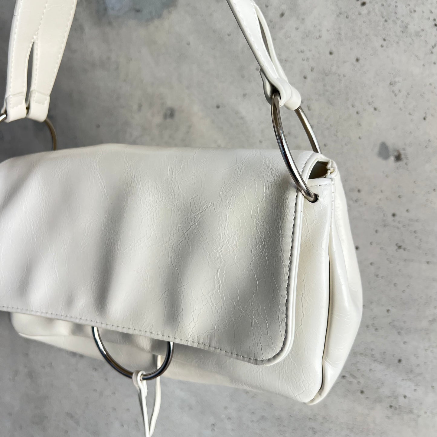 vintage ring shoulder purse