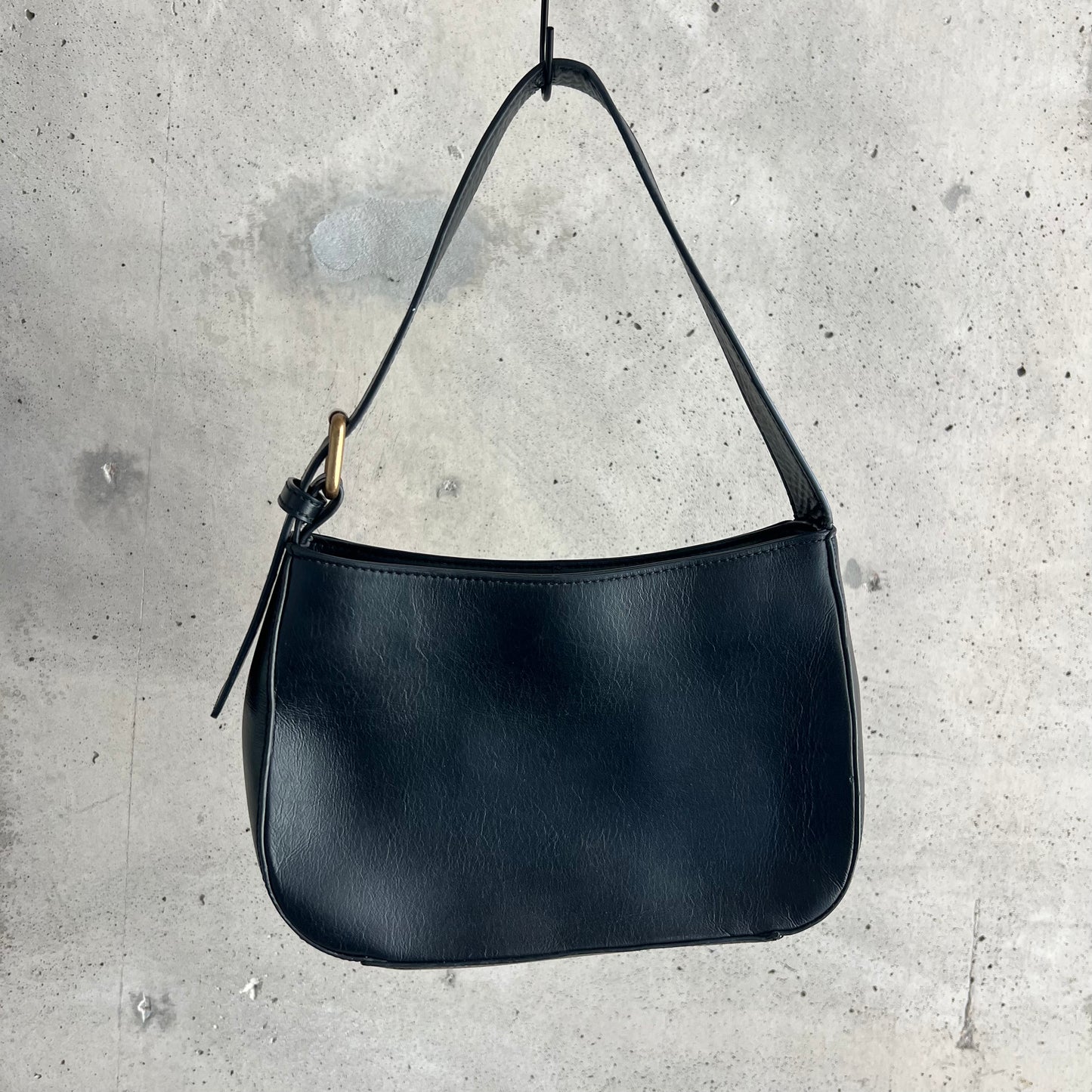 vintage leather buckle purse