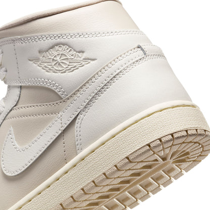 JORDAN 1 MID 'WHITE/LIGHT TAN' - LEGEND LT BROWN/SAIL/MUSLIN