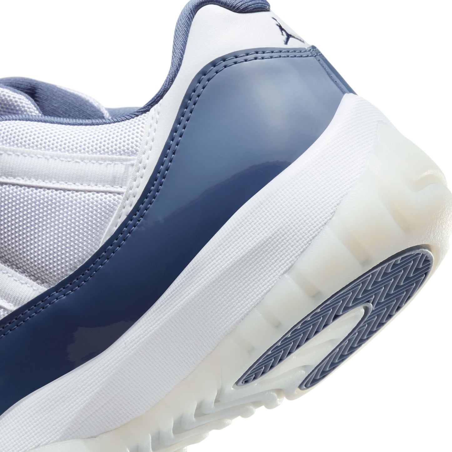 JORDAN 11 RETRO LOW 'DIFFUSED BLUE' - WHITE/MIDNIGHT NAVY/DIFFUSED BLUE