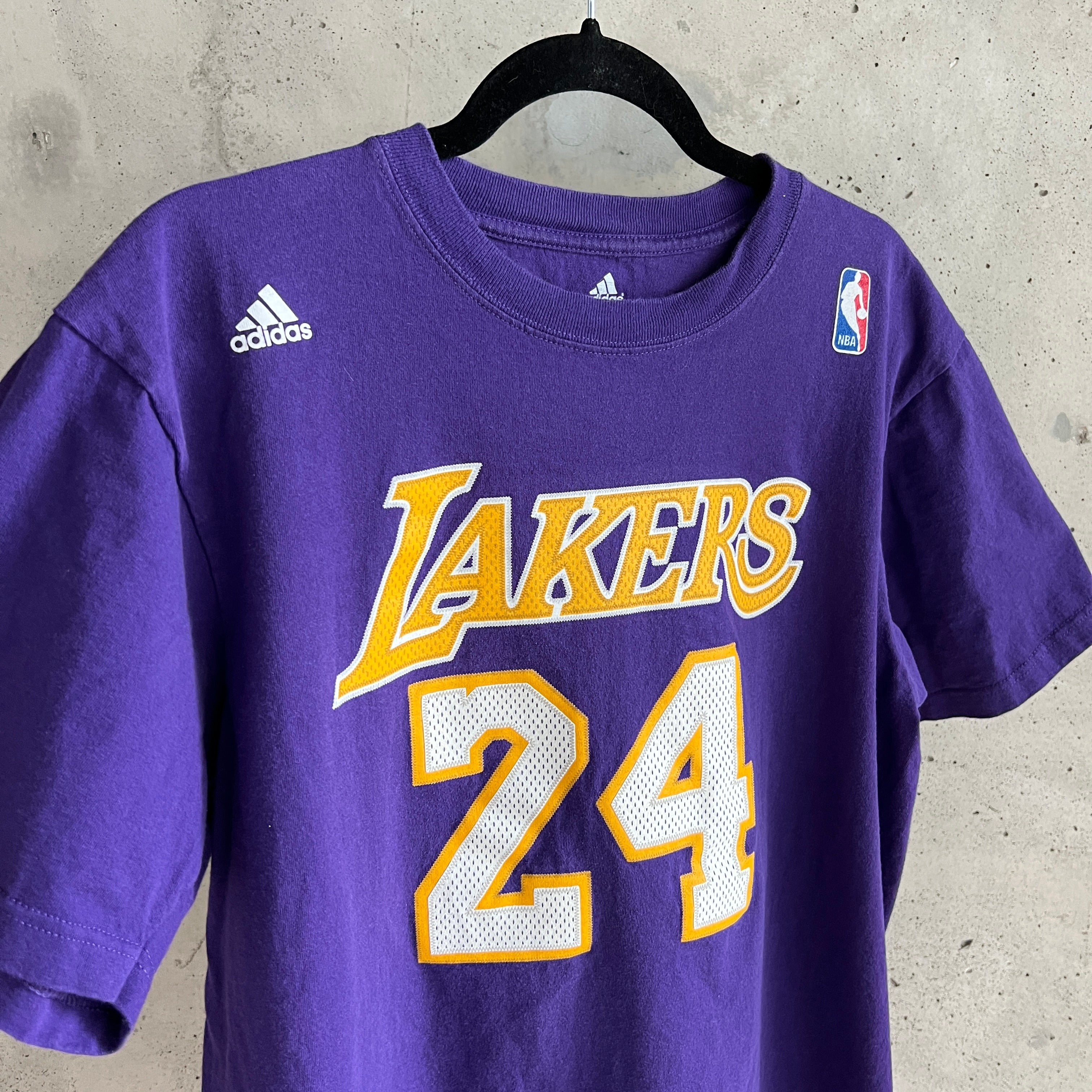 Vintage Adidas NBA x LA Lakers Kobe Bryant T